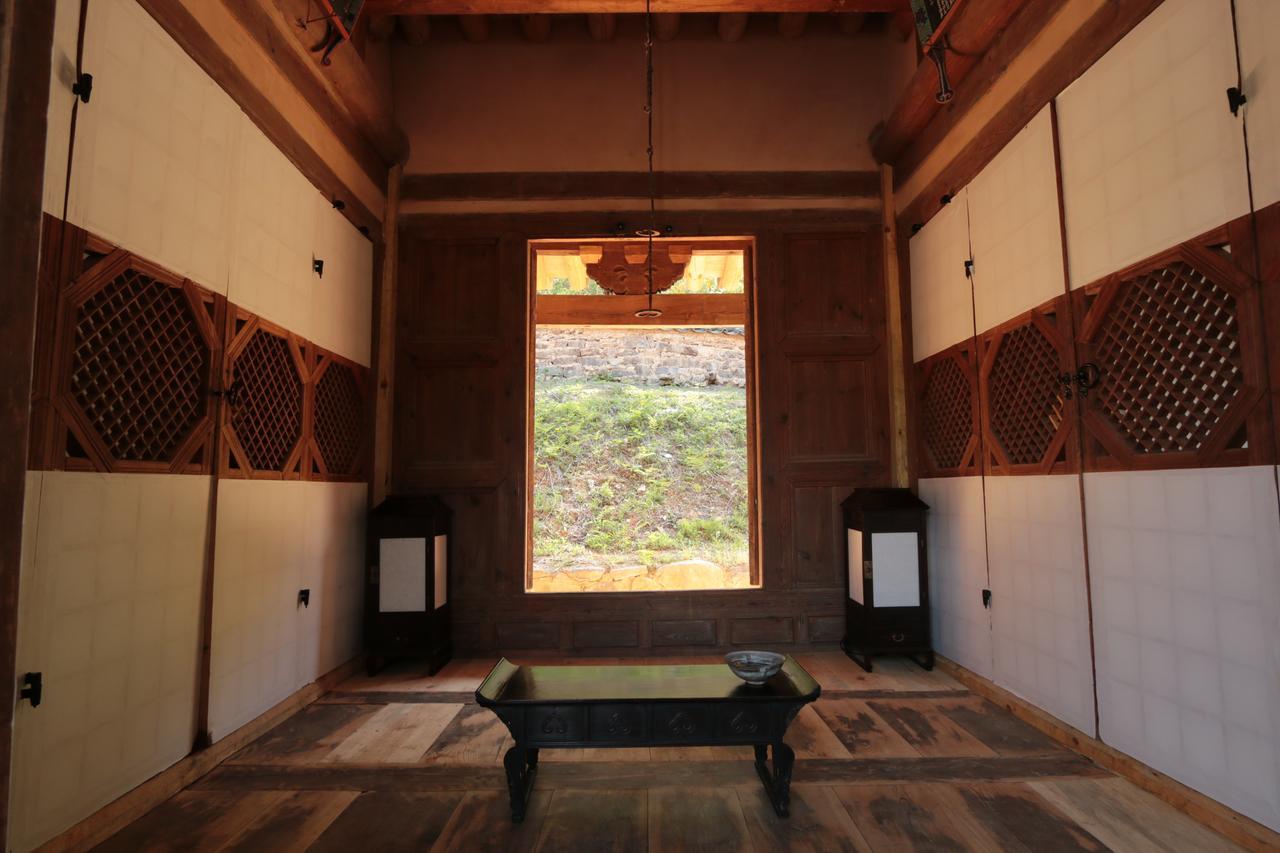 Gwiae Traditional House Yeongcheon Extérieur photo