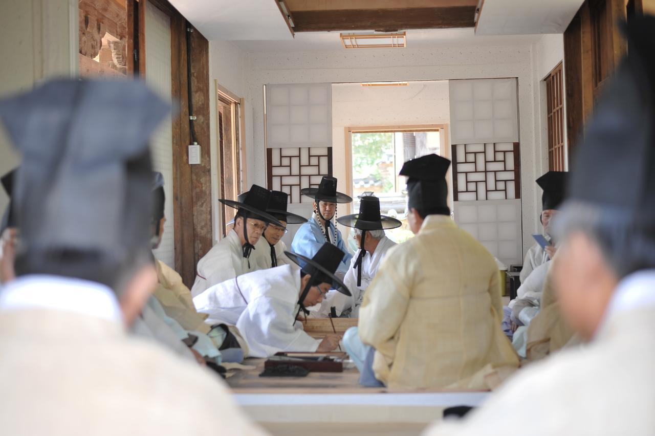 Gwiae Traditional House Yeongcheon Extérieur photo