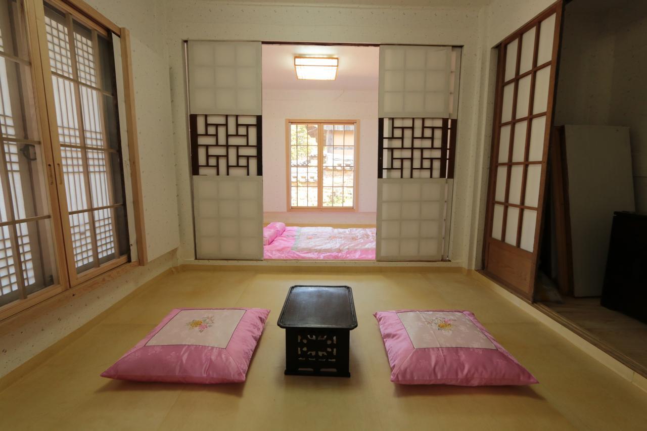 Gwiae Traditional House Yeongcheon Extérieur photo